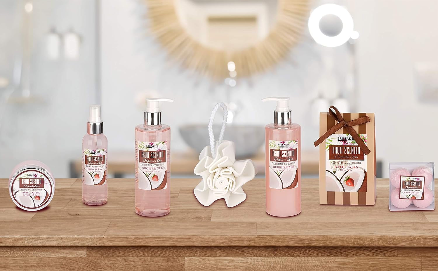BRUBAKER Cosmetics Bade- Und Dusch Set Kokosnuss & Erdbeer Duft - 10-Teiliges Geschenkset in Vintage Wanne